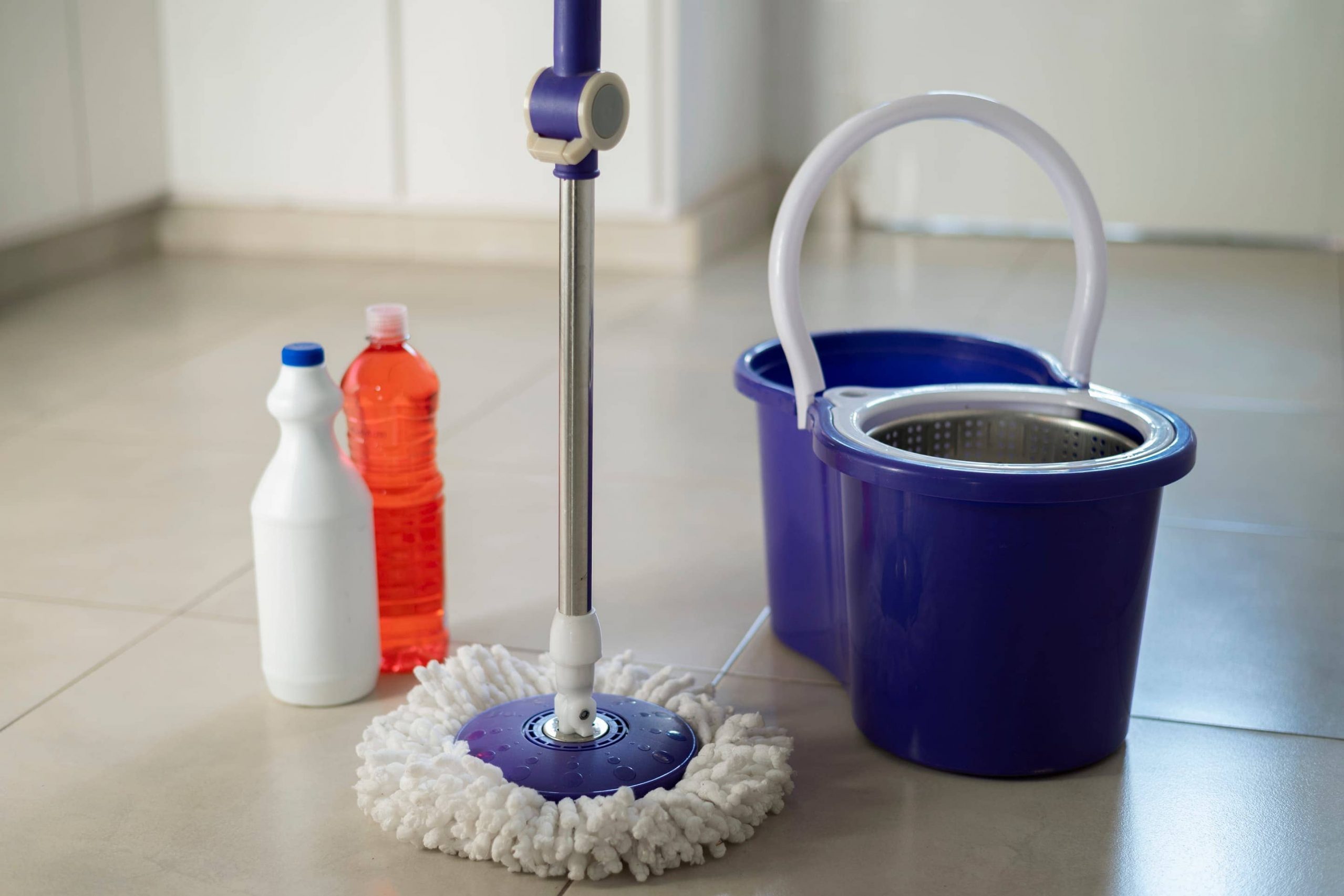 still-life-outils-nettoyage (1) (1)